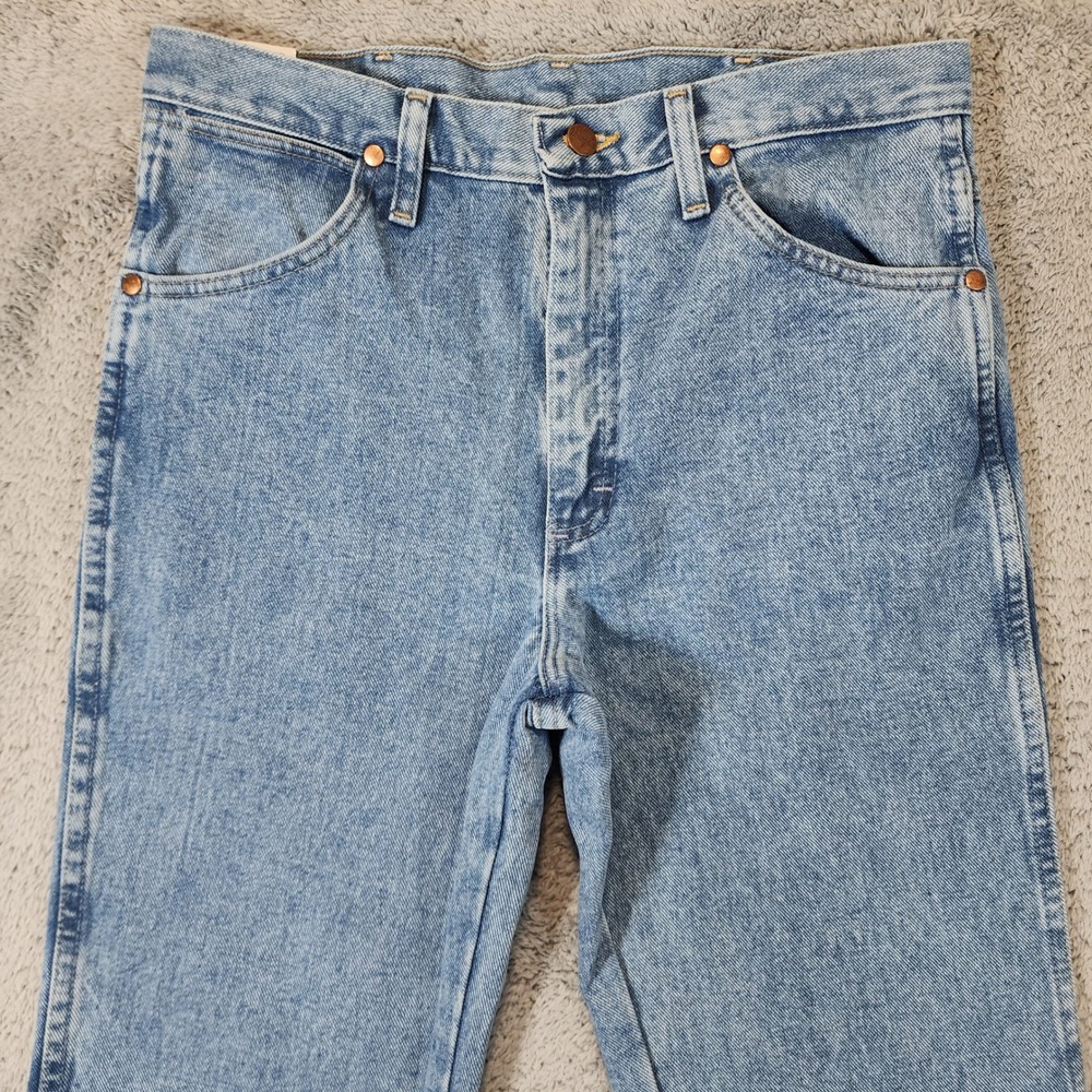 Wrangler 936 Slim Fit Jeans Mens 31x32 Cowboy Cut Western Light Wash Denim NWT - Picture 2 of 10